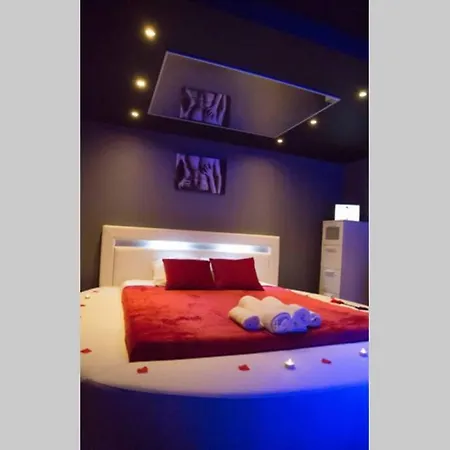 Gite Love Dream - Le Gite Romantique Ger  Exterior photo