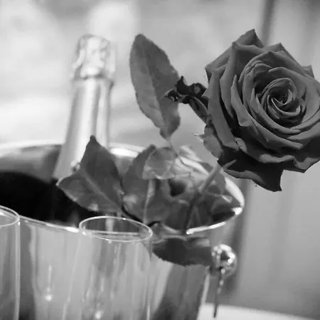 Gite Love Dream - Le Gite Romantique Ger  Exterior photo